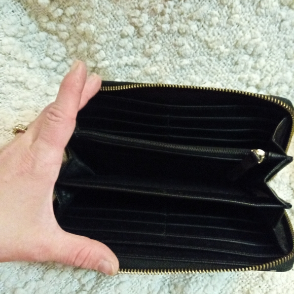 Kate Spade Wallet - Picture 2 of 3